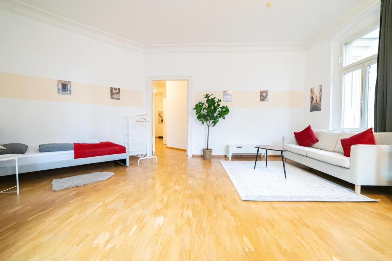 Fullhouse - Halle - Vs7 - 3 Beds - Nespresso Екстер'єр фото